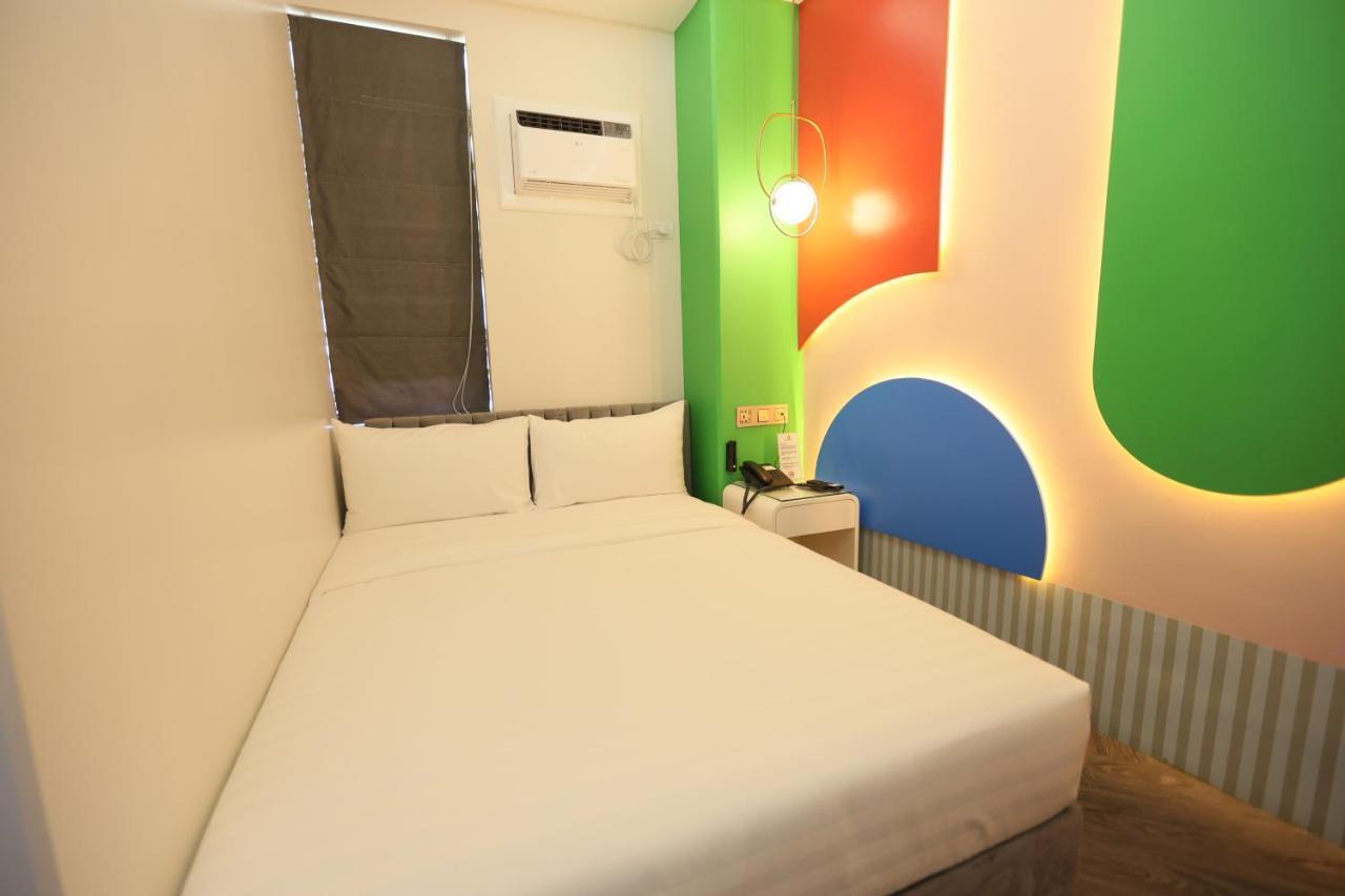 M.Y. Hotel Dumaguete City Екстер'єр фото